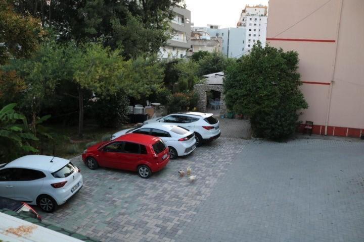 דורס Hotel Ceka מראה חיצוני תמונה