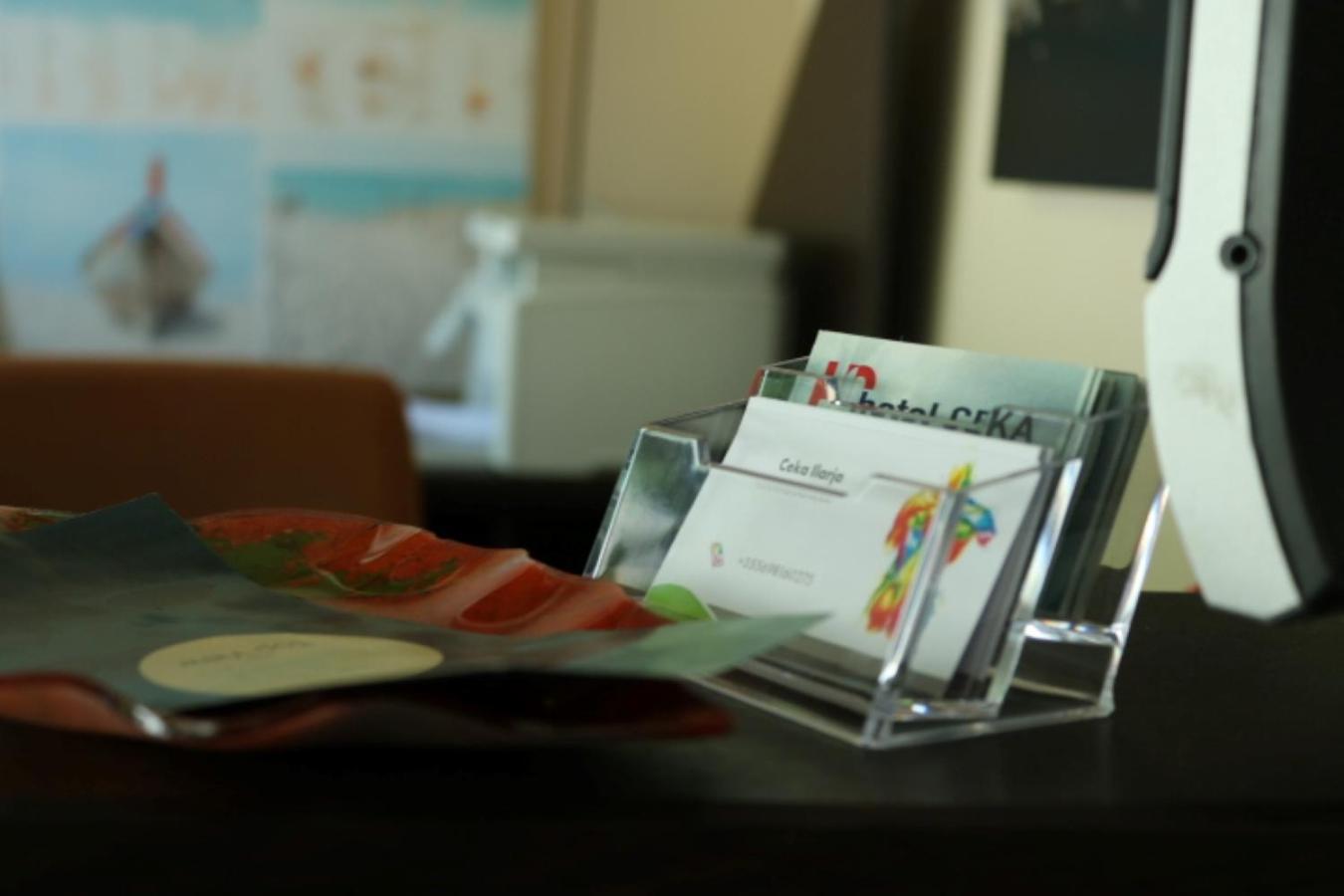 דורס Hotel Ceka מראה חיצוני תמונה