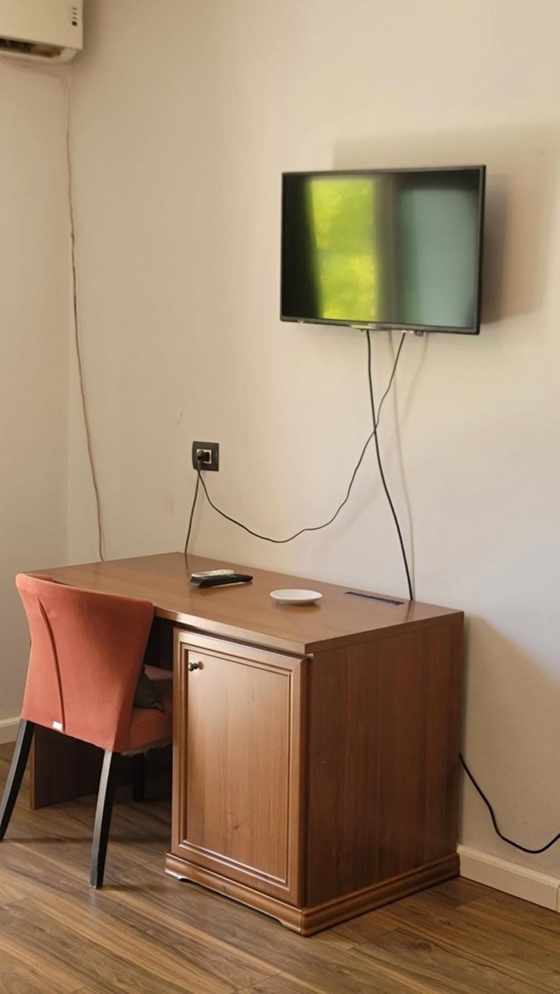דורס Hotel Ceka מראה חיצוני תמונה