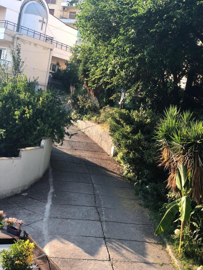 דורס Hotel Ceka מראה חיצוני תמונה